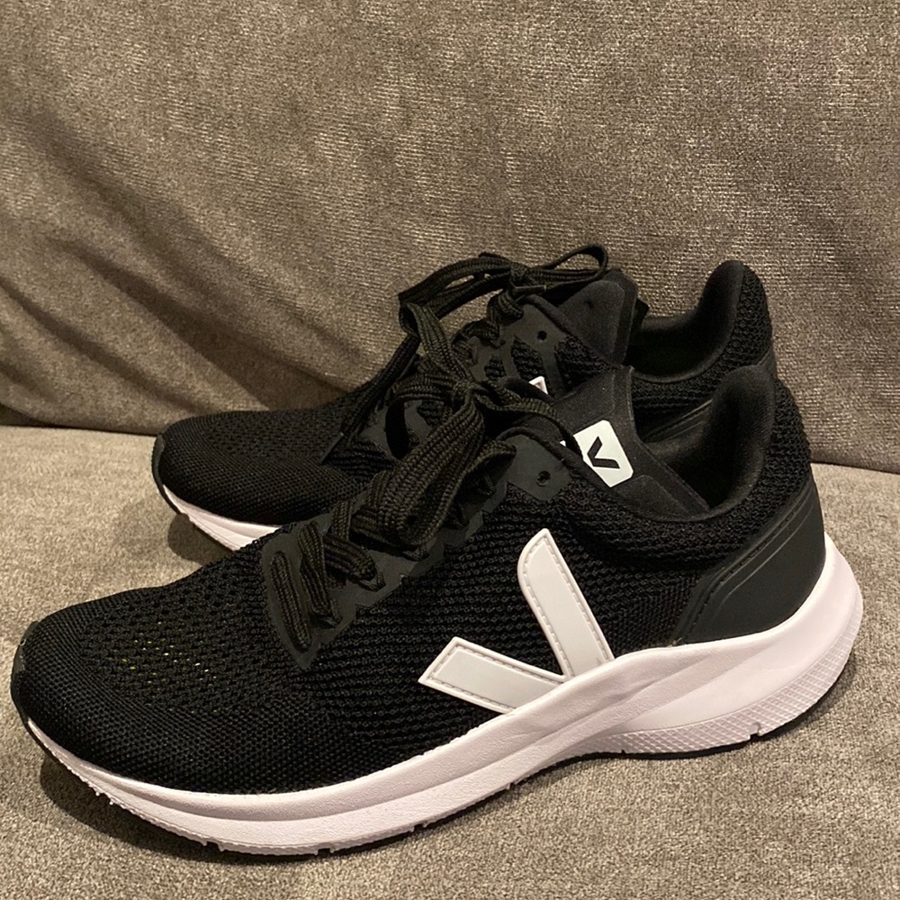 Veja Marlin Running Sneaker Gem